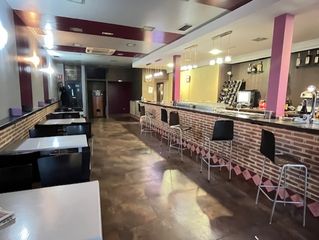 Fabrikhalle  Calle de la zanfona. Restaurante en zona de nuevo hospital río hortega