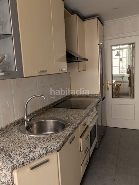 Foto b01b7ce7-86d5-49f8-ad7e-dbba163d69c1. Pis amb calefacció aparcament a Centro Valladolid