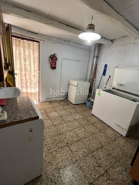 Foto f9954439-e461-49aa-a42c-811a8aa5d92b. Casa amb calefacció a Parrilla (La)