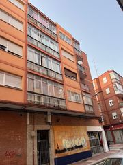 Piso en Calle San José de Calasanz