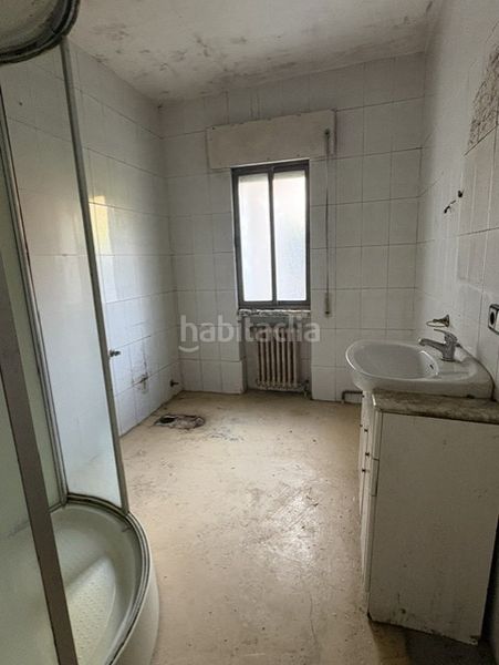 Foto 8e6ad67b-e710-4533-afdf-b7acdb5606e9. Casa aparellada amb calefacció a Simancas