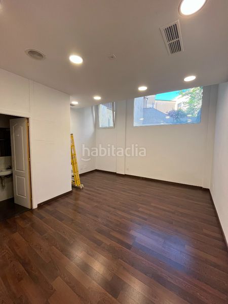 Foto ee8011c9-811f-4ff0-9a3d-8b0ac9d207a4. Local comercial amb calefacció a Centro Valladolid
