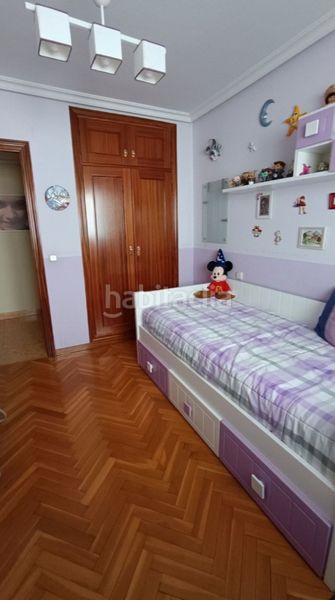Foto bc0d8b20-5763-44c9-aed9-7b90a5254856. Pis amb calefacció aparcament piscina a Parquesol Valladolid