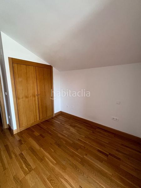 Foto c116426f-1492-426d-99a8-25c62980cd30. Xalet amb calefacció aparcament piscina a Renedo de Esgueva