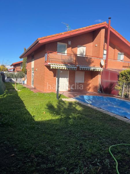Foto cd27d4cb-cafb-4381-951b-816d30fc82bd. Xalet amb calefacció aparcament piscina a Renedo de Esgueva