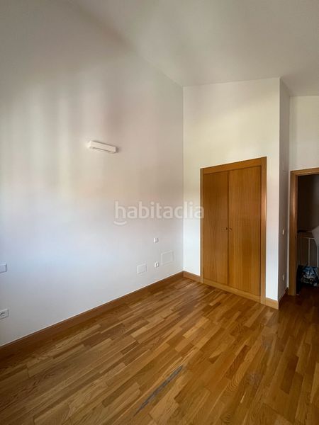 Foto ed3d795d-bc6c-4a16-96f2-e3fe644ef657. Xalet amb calefacció aparcament piscina a Renedo de Esgueva