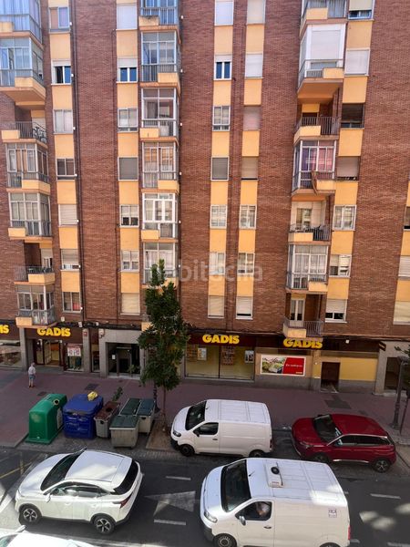Foto 414c70e6-0dbe-465b-b1ab-bfadb80d5e6f. Pis amb calefacció a San Pablo - San Nicolás Valladolid
