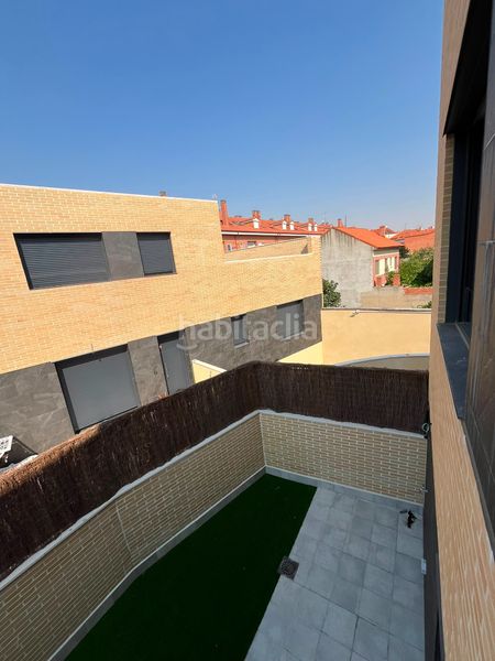 Foto 3b5b2ae9-2e22-4535-9b7b-ab6e1b43e790. Casa pareada chalet a estrenar de 4 dormitorios - la flecha en Arroyo de la Encomienda