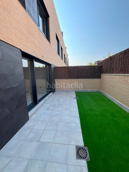 Foto 9949f347-a28c-4bf8-b4c7-8e6d5be1b2ed. Casa pareada chalet a estrenar de 4 dormitorios - la flecha en Arroyo de la Encomienda