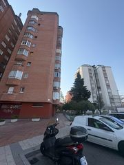 Appartement  Calle parque arturo león. Piso en venta en parque arturo leon, la rubia, valladolid