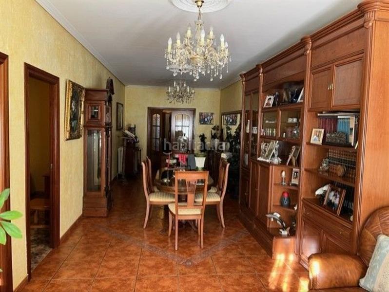 Foto 08ac2cbe-22d0-4984-bc98-5ce4e6c674ee. Edifici a Nava del Rey