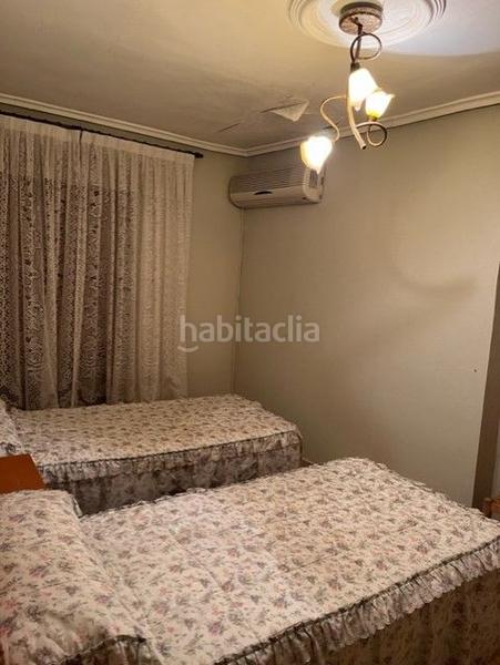 Foto cf41d818-7423-45f6-9242-d8a70db9c644. Edifici a Nava del Rey
