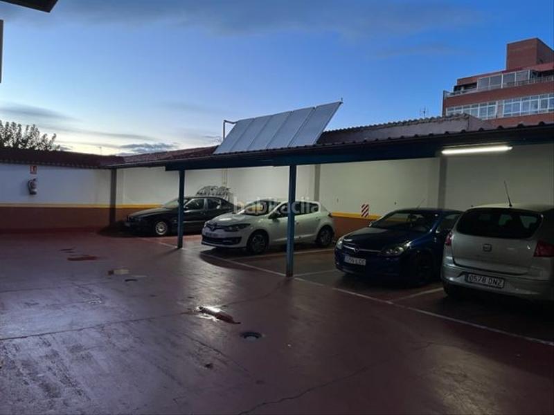 Foto 26d77f29-a21e-4b94-b572-a5d388391d76. Car parking in Pajarillos Altos Valladolid