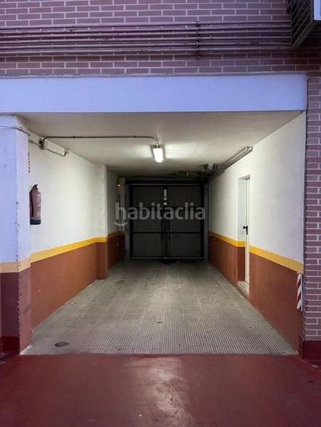 Foto 6765a77e-5f06-40dc-9ae8-69d8e7e7fc97. Car parking in Pajarillos Altos Valladolid