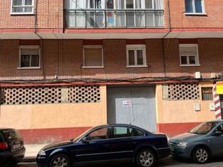 Local Comercial en Calle Tordo