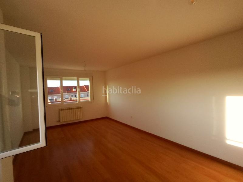 Foto 22780a3c-b08c-4660-828c-743bf64c09cd. Pis amb calefacció aparcament a Villanubla