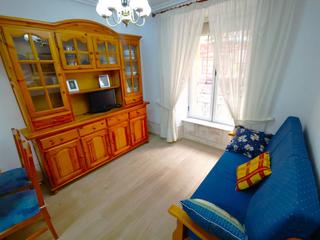 Lloguer Pis  Niña guapa. Piso en alquiler en circular, 1 dormitorio.