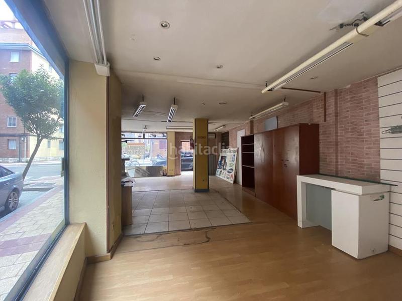 Foto f8feaae3-e40f-4142-ac19-8ba9aa4fa956. Locale commerciale in Plaza de Toros Valladolid