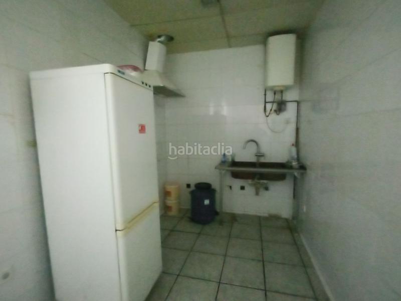 Foto 95186c02-9cba-4297-978c-462fa4c80564. Lloguer local comercial a juan garcia hortelano 39 a Valladolid