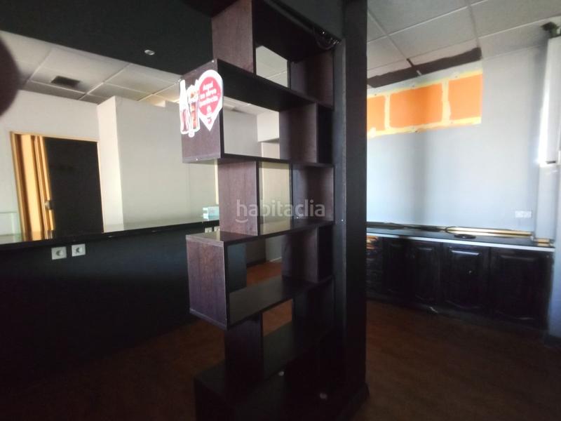 Foto e74d5bc7-b96d-46b5-9191-f01821e95b12. Rent business premise in juan garcia hortelano 39 in Valladolid