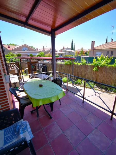 Foto 0cb760cb-ce57-4e3b-b00d-5f6751b0ea2c. Chalet con riscaldamento parcheggio in La Vega Arroyo de la Encomienda