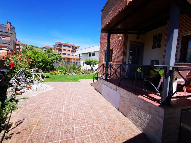 Foto 432c8798-2b32-4f48-b1fa-8c0975dcdf06. Chalet con riscaldamento parcheggio in La Vega Arroyo de la Encomienda