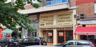 Local Comercial en MONJAS 7