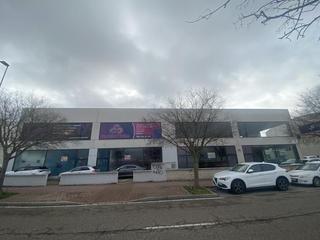 Lloguer Nau industrial a Zanfona 4. Nave ind. en alquiler en hospital nuevo, 4 dormitorios.