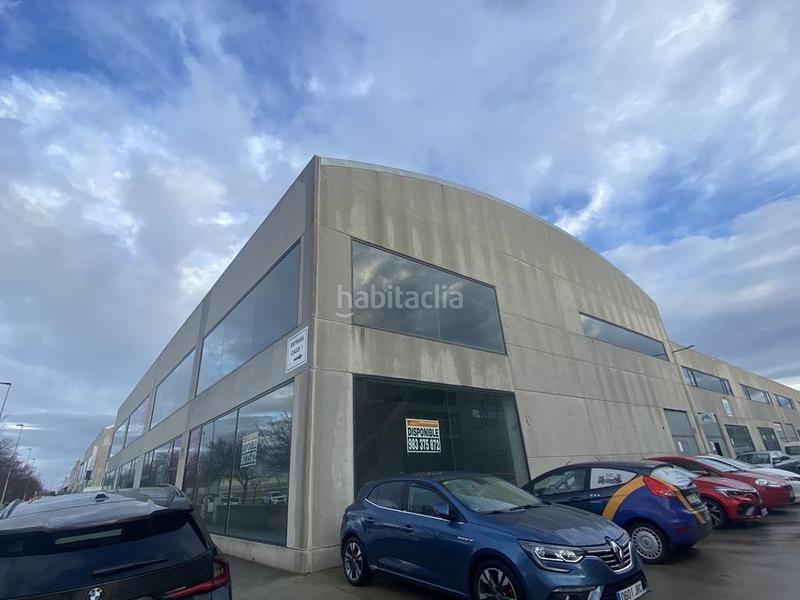 Foto 04496593-b4cd-4ef2-aa20-7b61b282d09d. Capannone industriale in zanfona 4 in Polígono San Cristóbal Valladolid