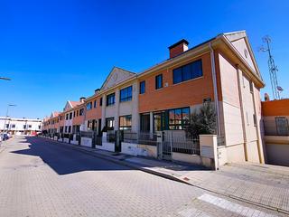 Xalet  Layante. Chalet en venta en la flecha  monasterio del prado, 5 dormitorio