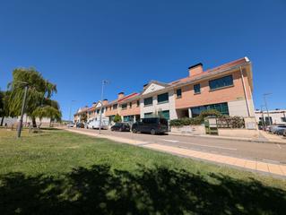 Chalet  Cotarro. Chalet en venta en la flecha  monasterio del prado, 5 dormitorio