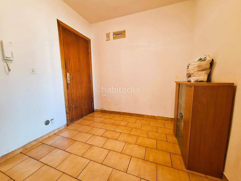 Foto d546b62a-fb21-4ece-bdff-2cb3f9a348f4. Pis amb calefacció aparcament a La Rubia Valladolid