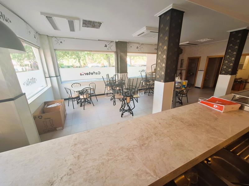 Foto ca3e3fbf-248b-41c3-becc-5c152f4da826. Alquiler local comercial en mirabel 68 local com. en alquiler en Rondilla. en Valladolid