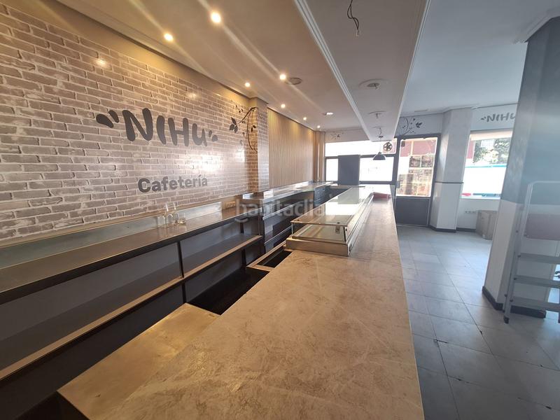 Foto 322d46e3-326d-477b-a36d-c0e3e48802e6. Location local commercial dans mirabel 68 dans Rondilla Valladolid