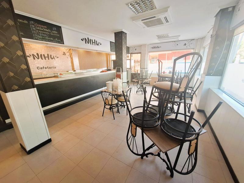 Foto 9d5451ec-3b97-40fc-8e8e-dd9f0e6e1e4c. Location local commercial dans mirabel 68 dans Rondilla Valladolid