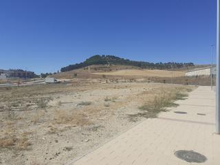 Terreny residencial  Del anillo. Solar en venta en zaratan.