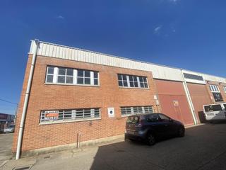 Miete Fabrikhalle in Vazquez de menchaca 1. Nave industrial en alquiler en polígono argales, 3 dormitorios.
