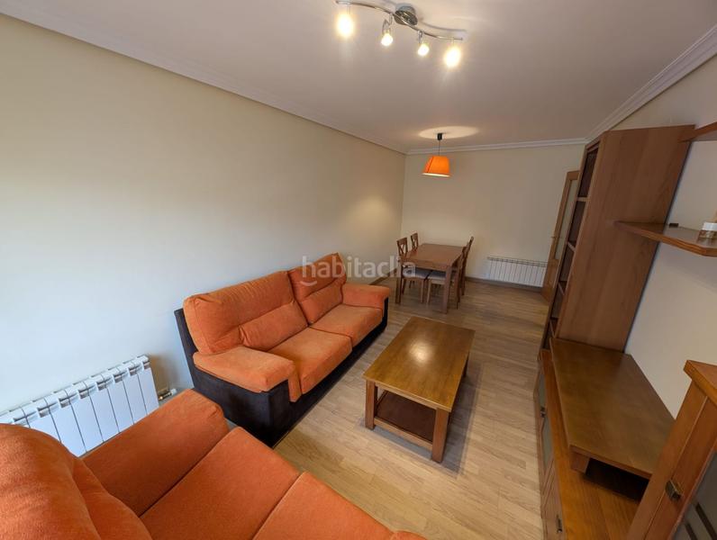 Foto d41a76ec-a202-4f02-abc7-21feaa06f80c. Alquiler piso  en alquiler en villa del prado, 2 dormitorios. en Valladolid