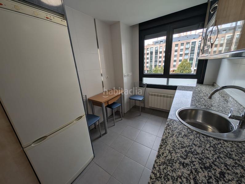 Foto 90486ac1-dcc7-45c7-9b96-0891bf0bca02. Rent flat with heating parking in Villa de Prado Valladolid