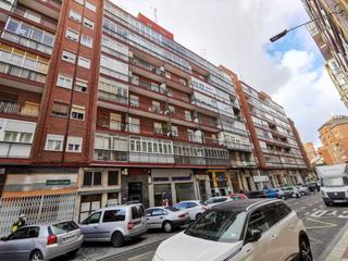 Lloguer Pis a Imperial 13. Piso en alquiler en san nicolás, 3 dormitorios.