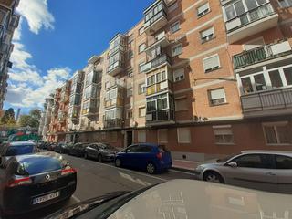 Location Appartement à Oracion. Piso en alquiler en rondilla, 3 dormitorios.