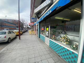 Local commercial à Calle de la Cigüeña 31