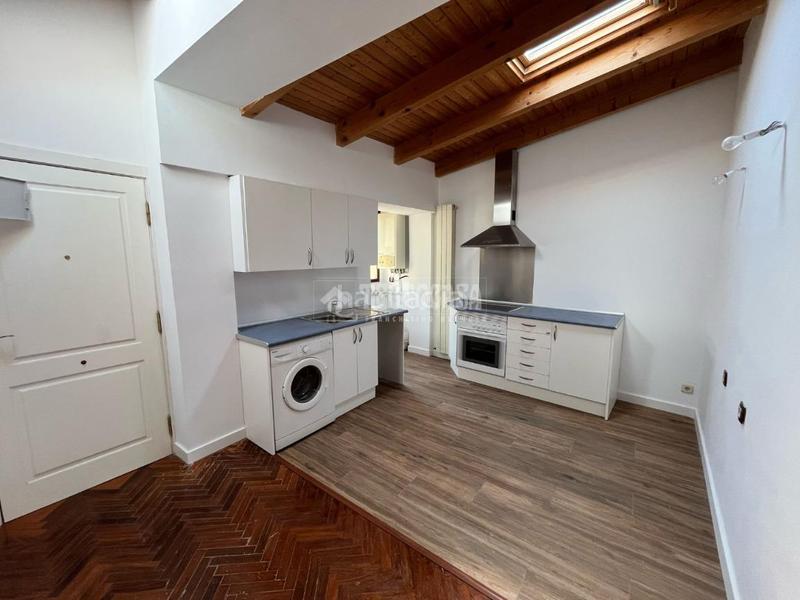 Foto f99a68cb-051d-4bf4-bb08-9e94d2be9417. Piso  en venta en Barrio del Ave Zaragoza