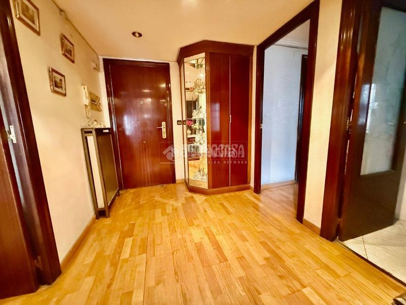 Foto 9081feda-3482-4370-ac36-a3f91d675d77. Appartamento con parcheggio in Barrio del Ave Zaragoza