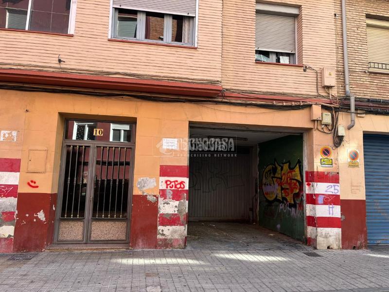 Foto 0a1fb5e3-0592-4ae8-b419-25c0de306bb1. Parking coche boxplaza de garaje en venta en Barrio del Ave Zaragoza