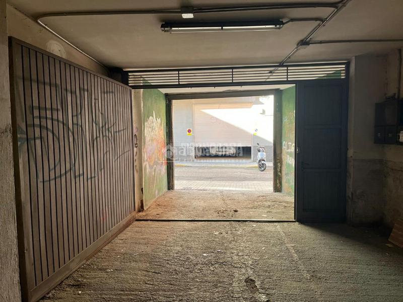 Foto 3098b466-665a-4d87-b74b-37d5ed0bd6c1. Parking coche boxplaza de garaje en venta en Barrio del Ave Zaragoza