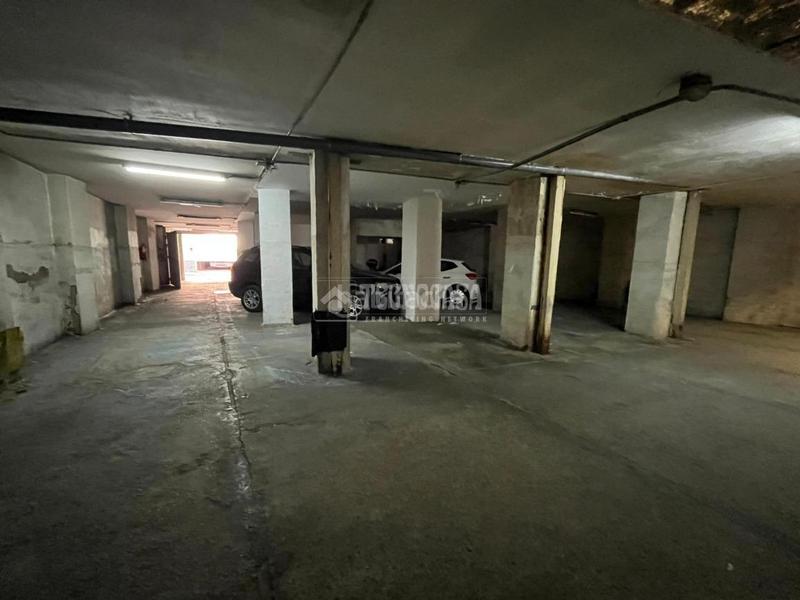 Foto 868515cd-0069-469a-bbd4-f92784a01d88. Parking coche boxplaza de garaje en venta en Barrio del Ave Zaragoza