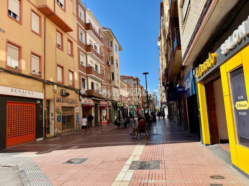 Foto b7fd7cb7-daeb-4488-8897-fa3519d64249. Pis amb calefacció a Las Delicias Zaragoza