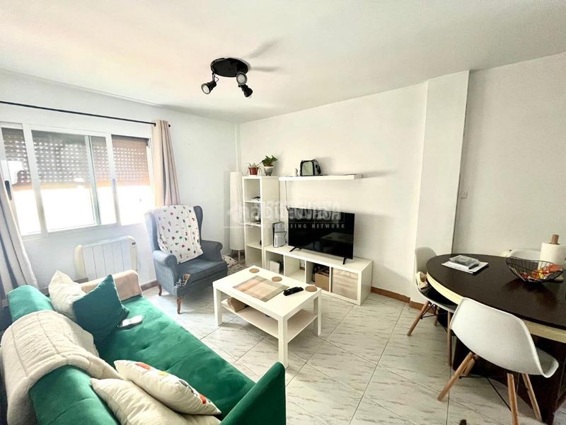 Foto c6fe26a5-976e-4765-9ca4-76885978bbc4. Pis amb calefacció a Barrio del Ave Zaragoza