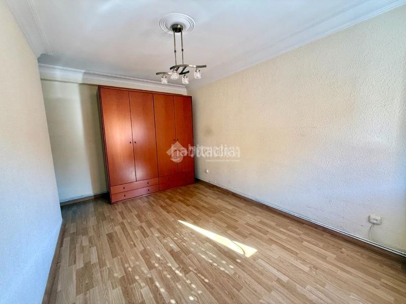 Foto de47af95-a028-4035-8fbc-93b0d13de2e1. Pis a Barrio del Ave Zaragoza